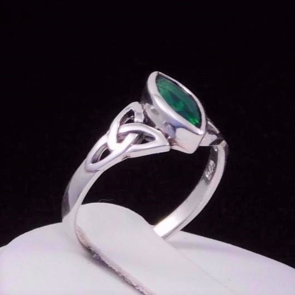 Celtic/Irish Marquise-cut Emerald Triquetra Ring